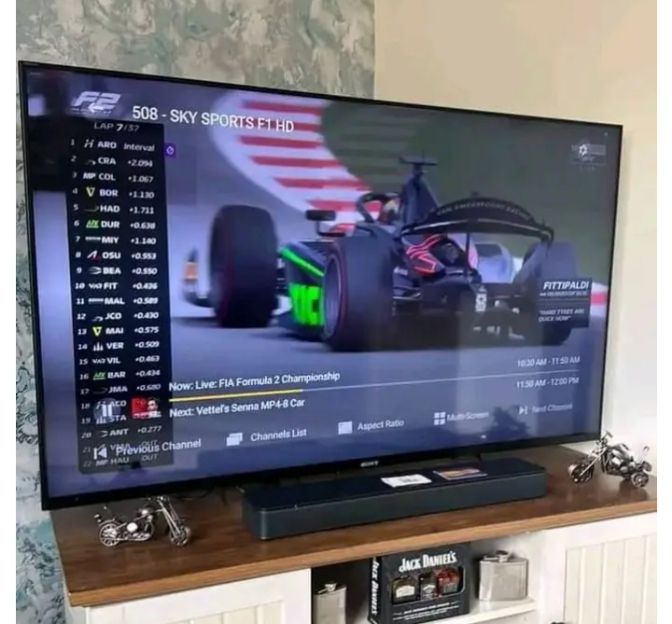 Customer review photo Carlos M. streaming sports